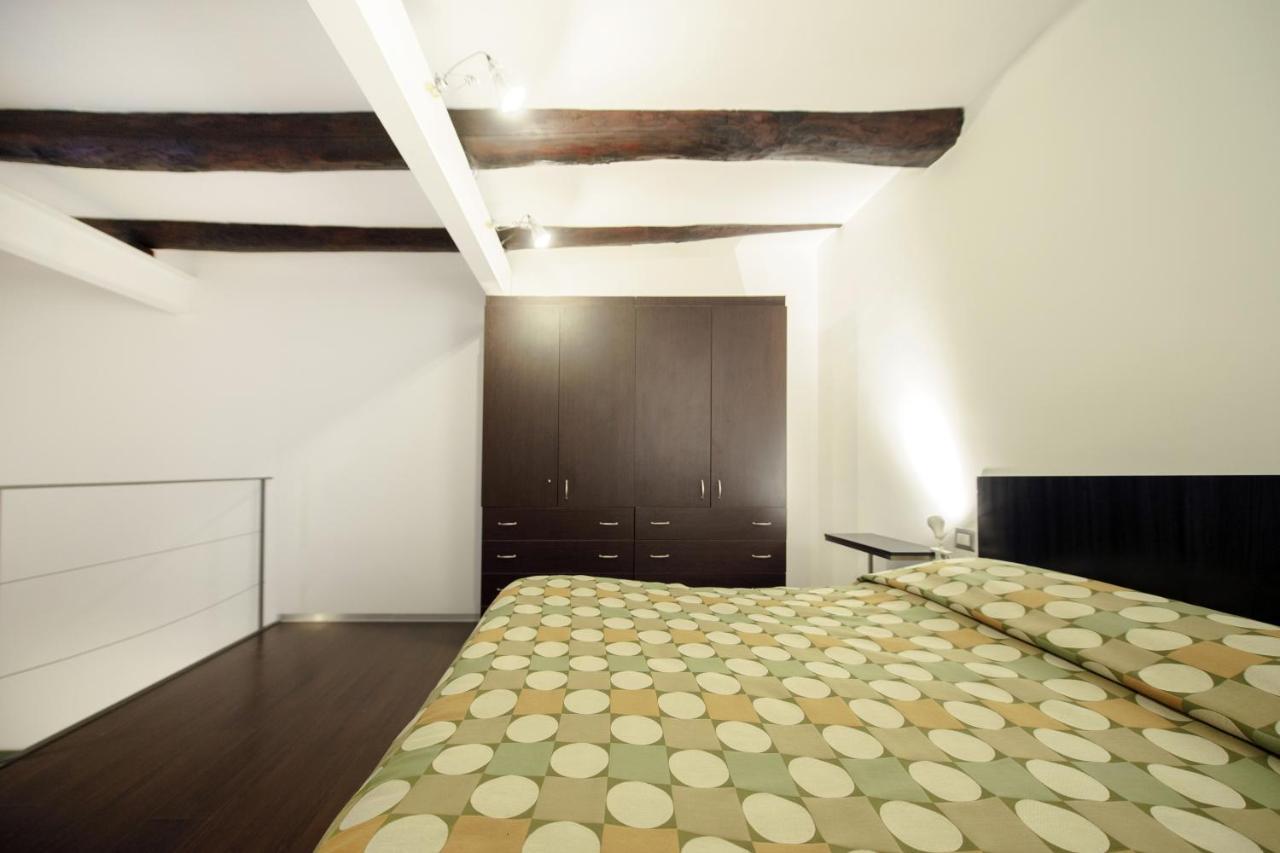 Residenza Pizzofalcone Apartment Napoli Bagian luar foto