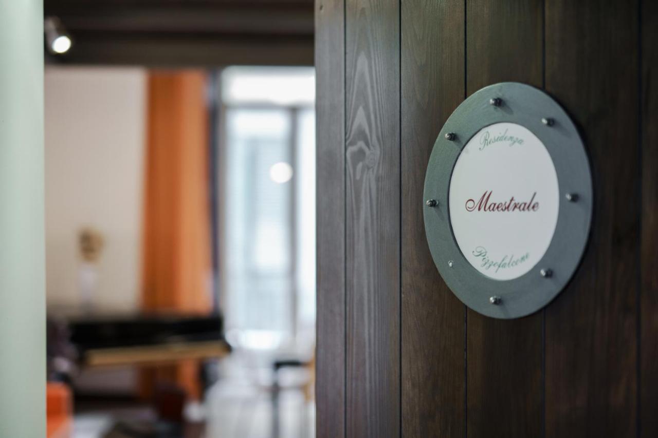 Residenza Pizzofalcone Napoli Bagian luar foto