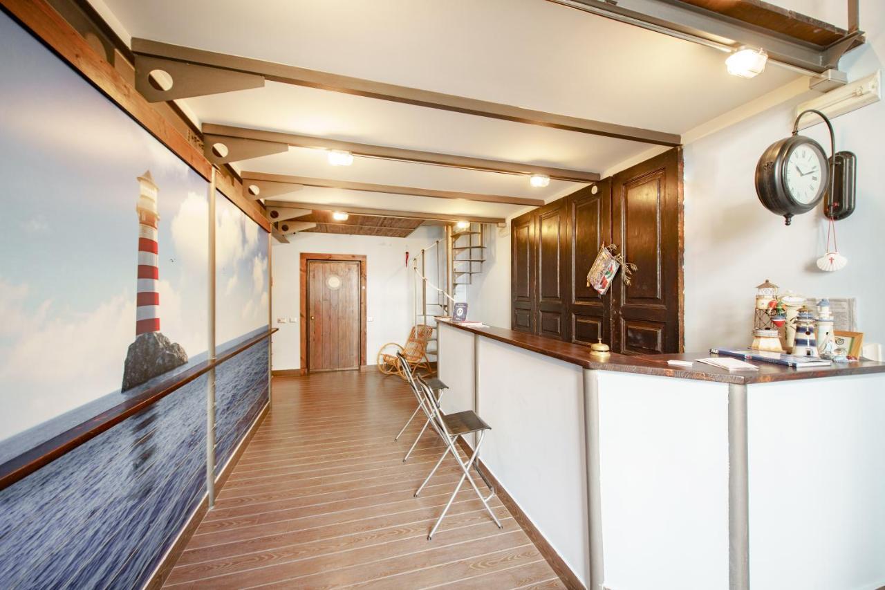 Residenza Pizzofalcone Napoli Bagian luar foto