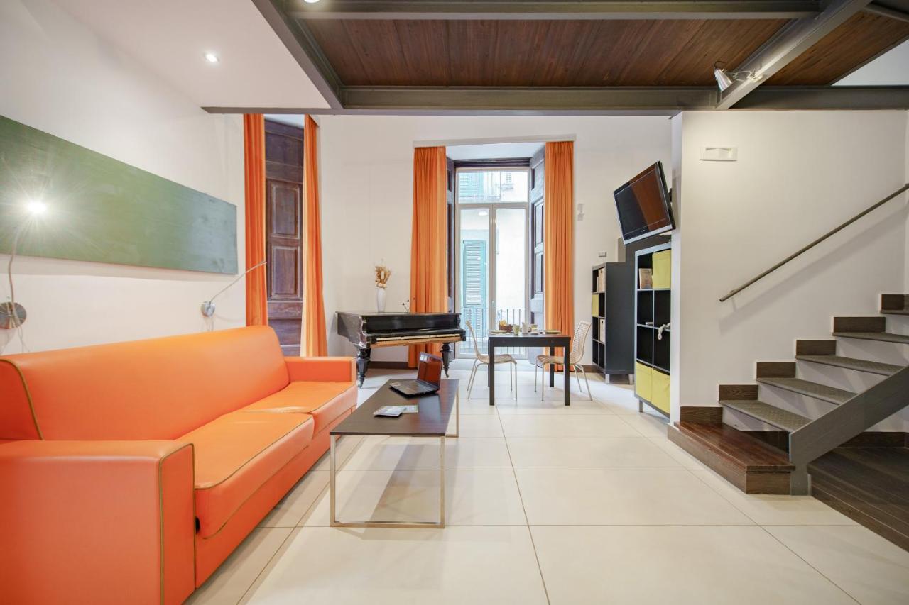 Residenza Pizzofalcone Apartment Napoli Bagian luar foto