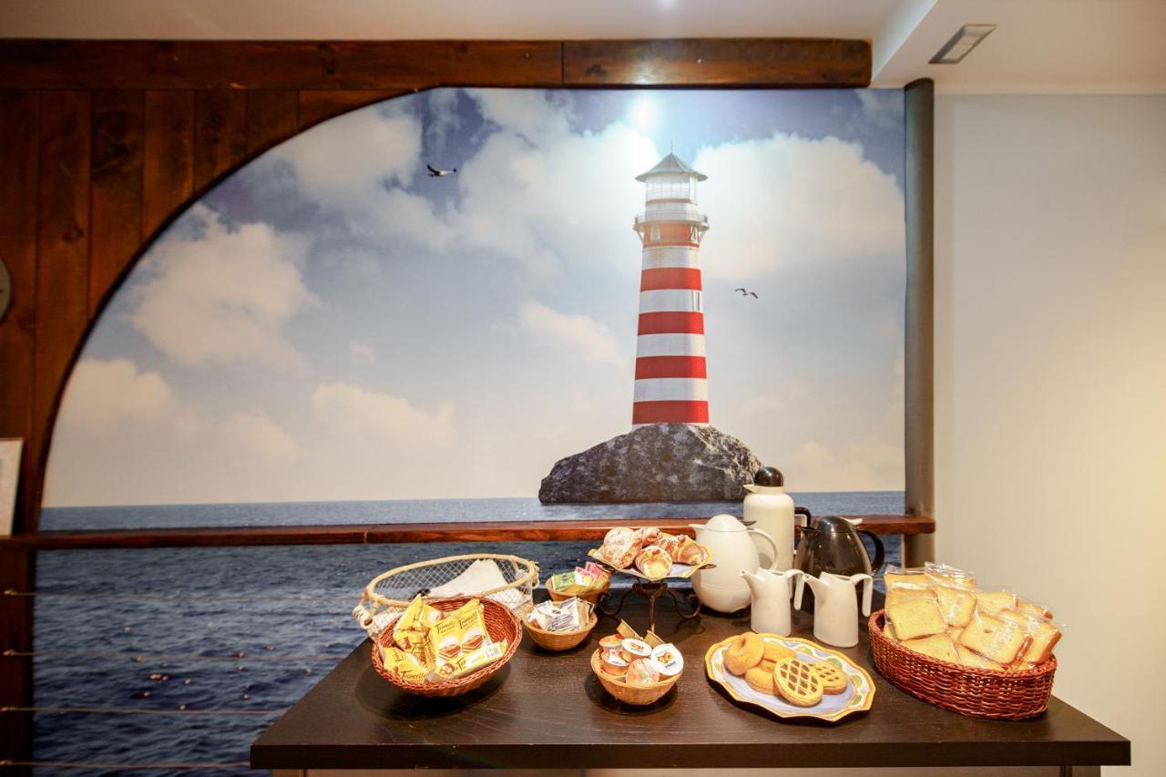 Residenza Pizzofalcone Napoli Bagian luar foto