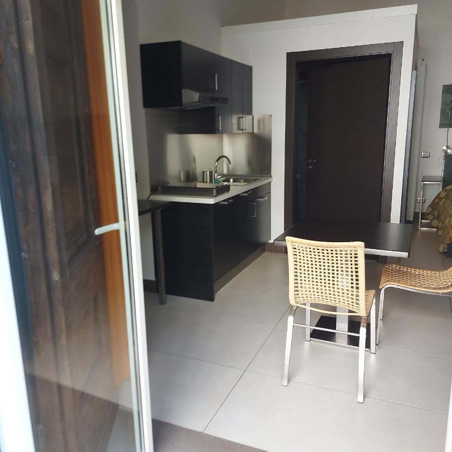 Residenza Pizzofalcone Apartment Napoli Bagian luar foto