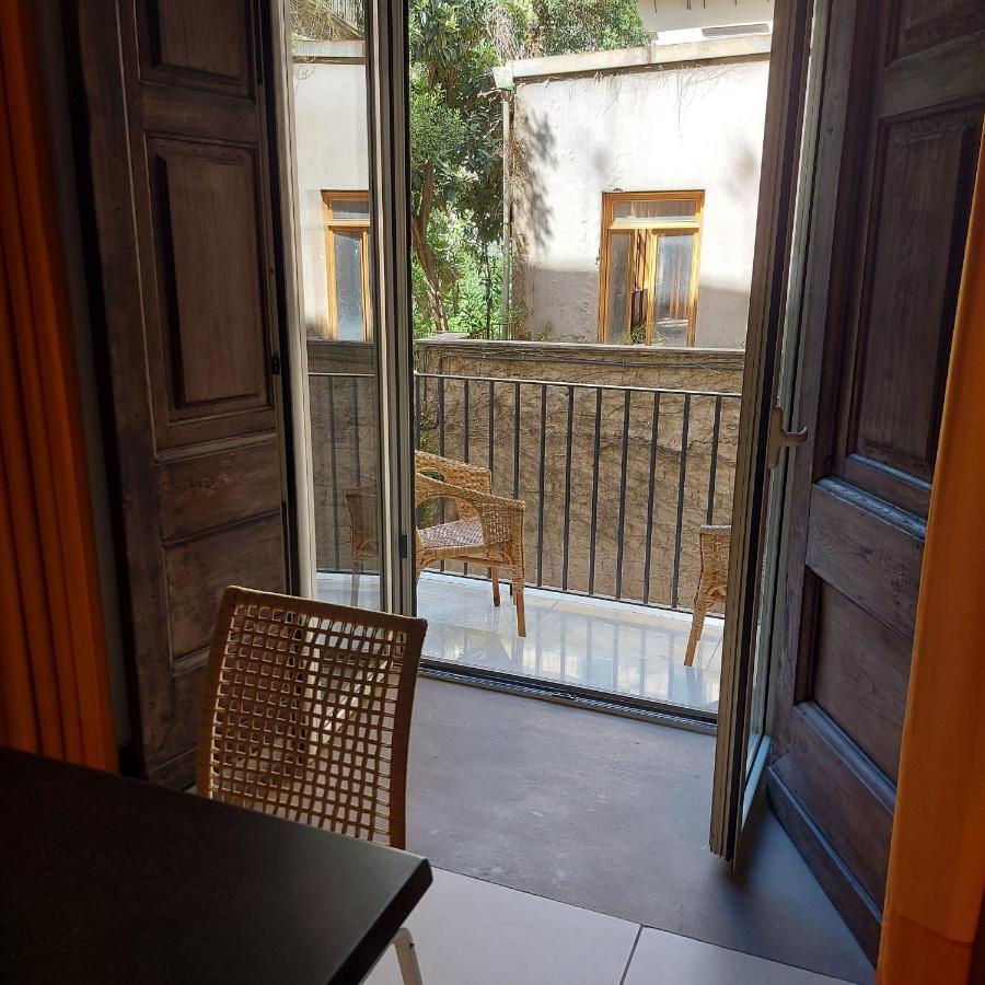 Residenza Pizzofalcone Napoli Bagian luar foto